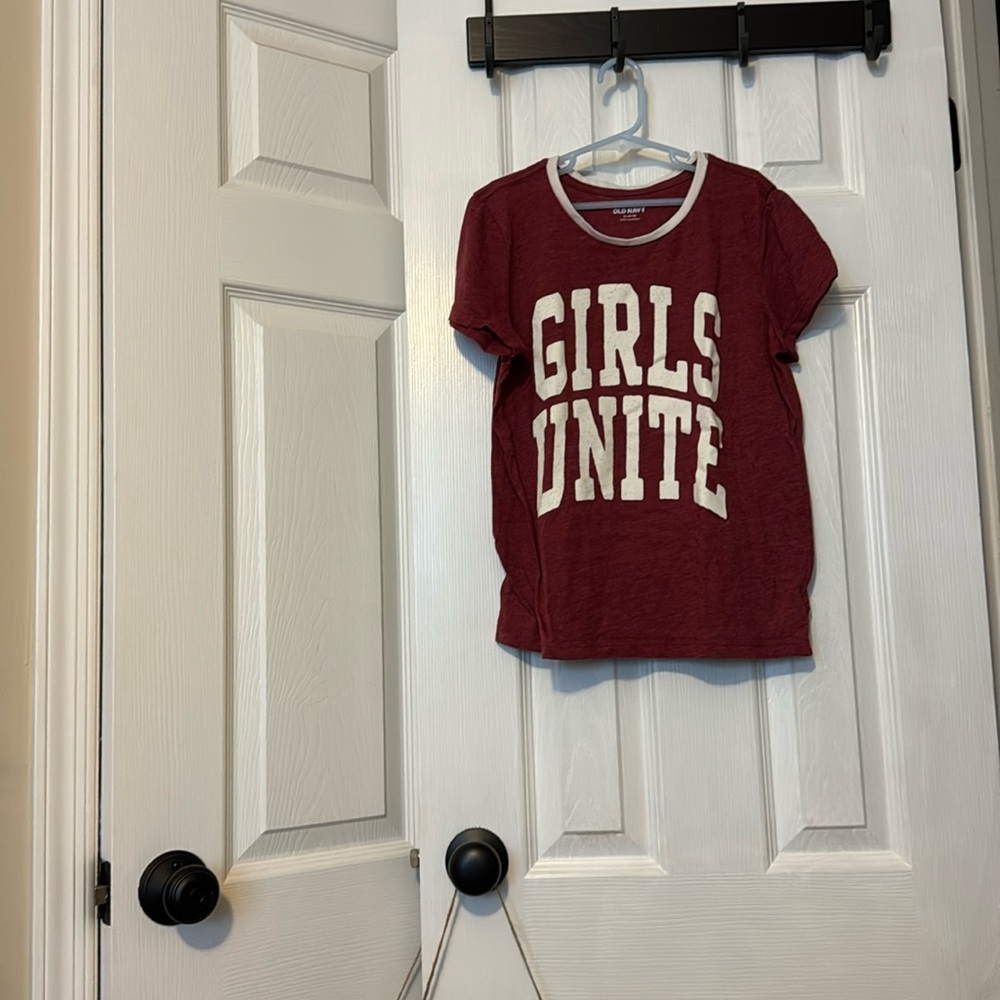 Old Navy youth XL shirt